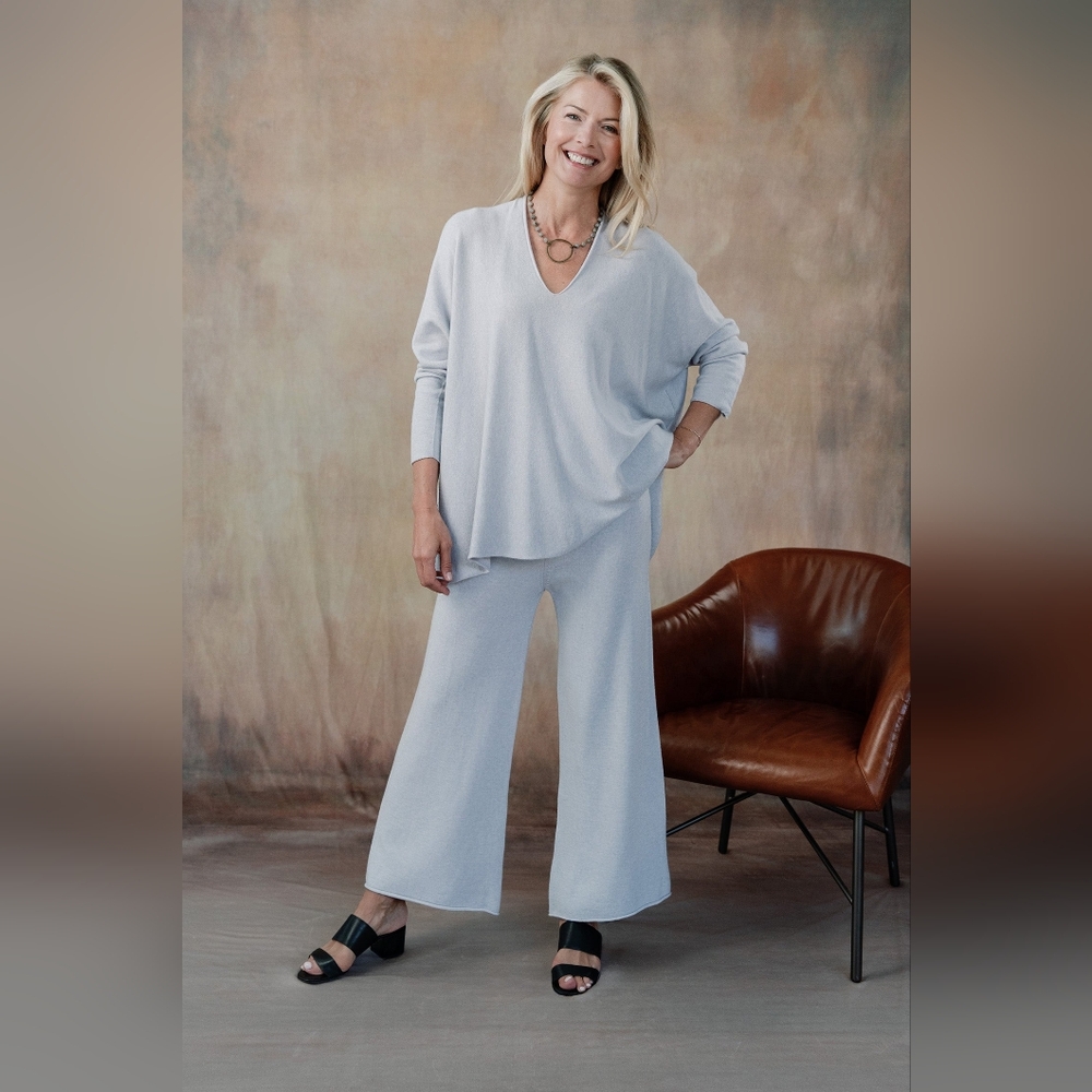 Cobblestone LIving Cleo Sweater Pants In GREY
